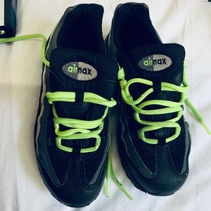 Fasely & Osmartin’s Closet